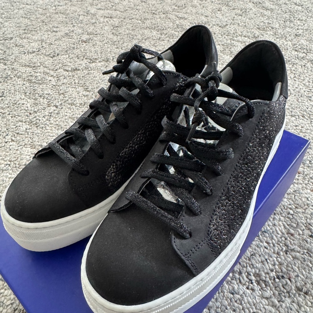 P448 Thea Platform Sneakers in Spot  sz 39 new